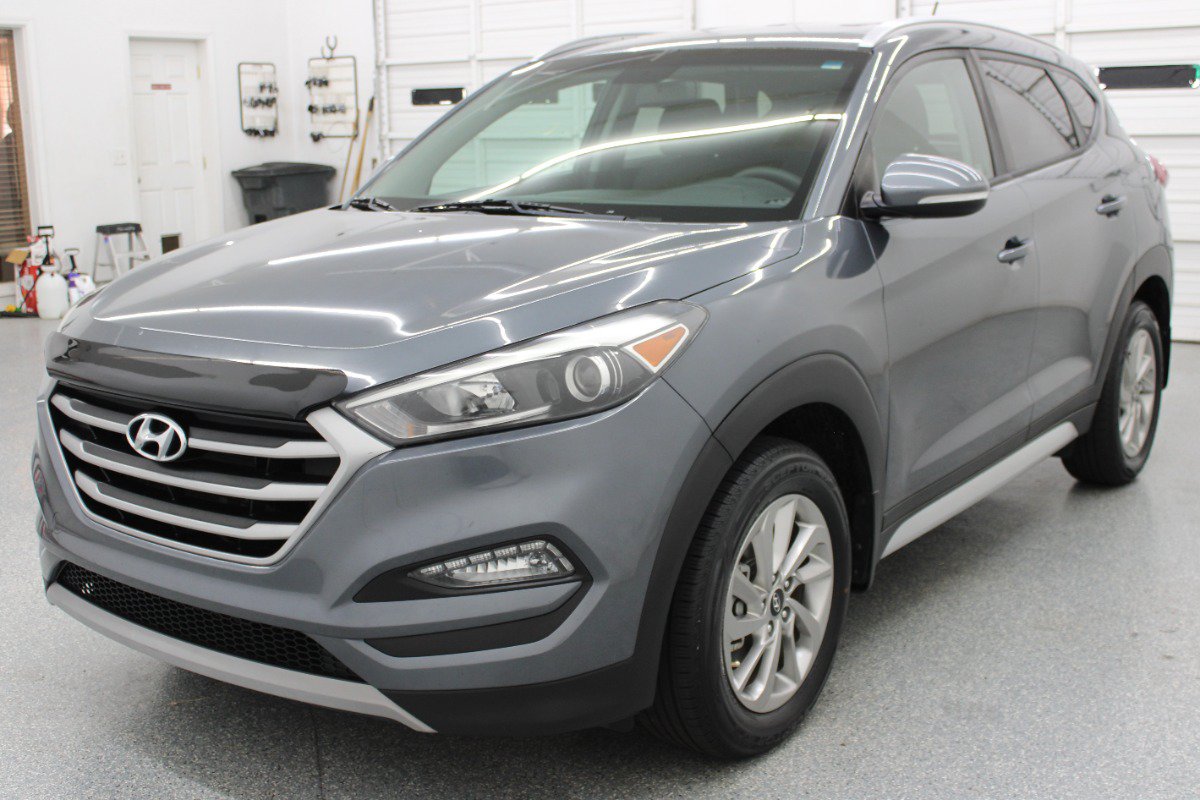 Used 2017 Hyundai Tucson Eco w/ Cargo Package FWD image 3