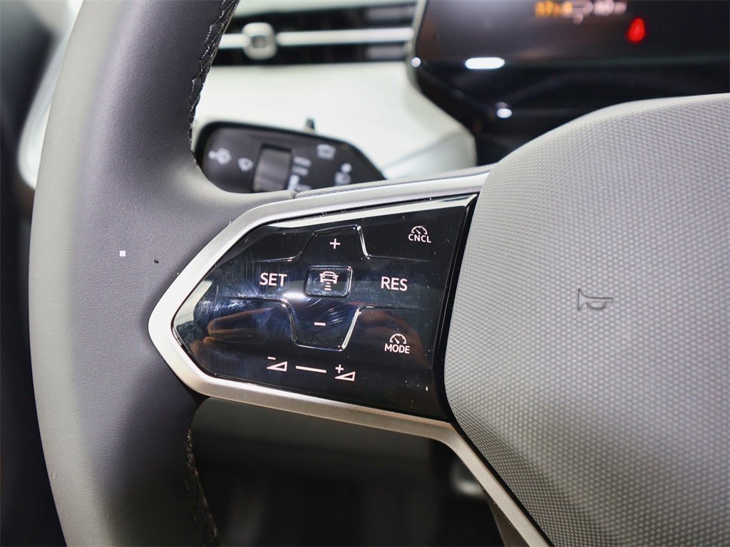 New 2025 Volkswagen ID. Buzz Pro S Plus image 26