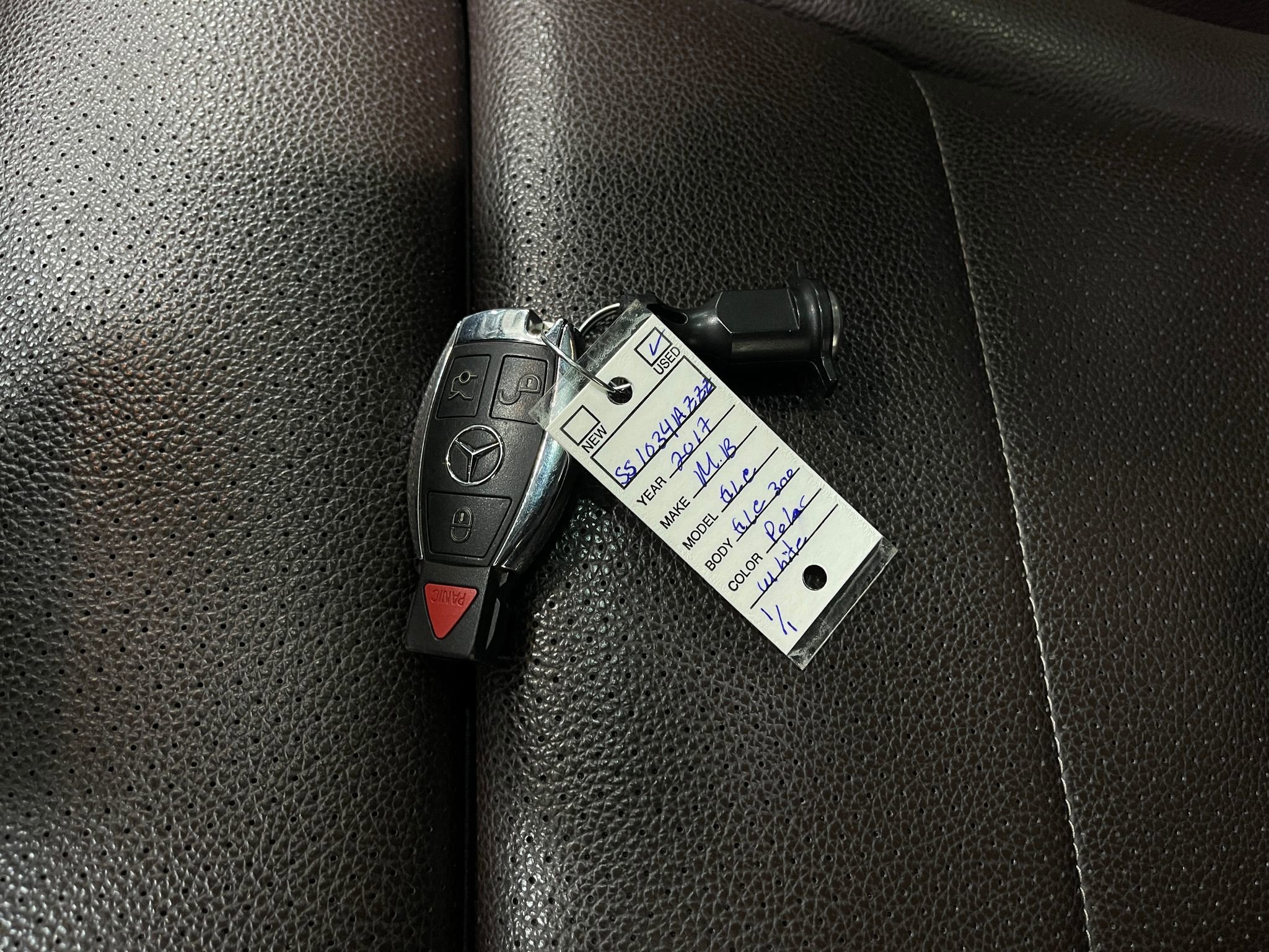 Used 2017 Mercedes-Benz GLC 300 4MATIC image 39