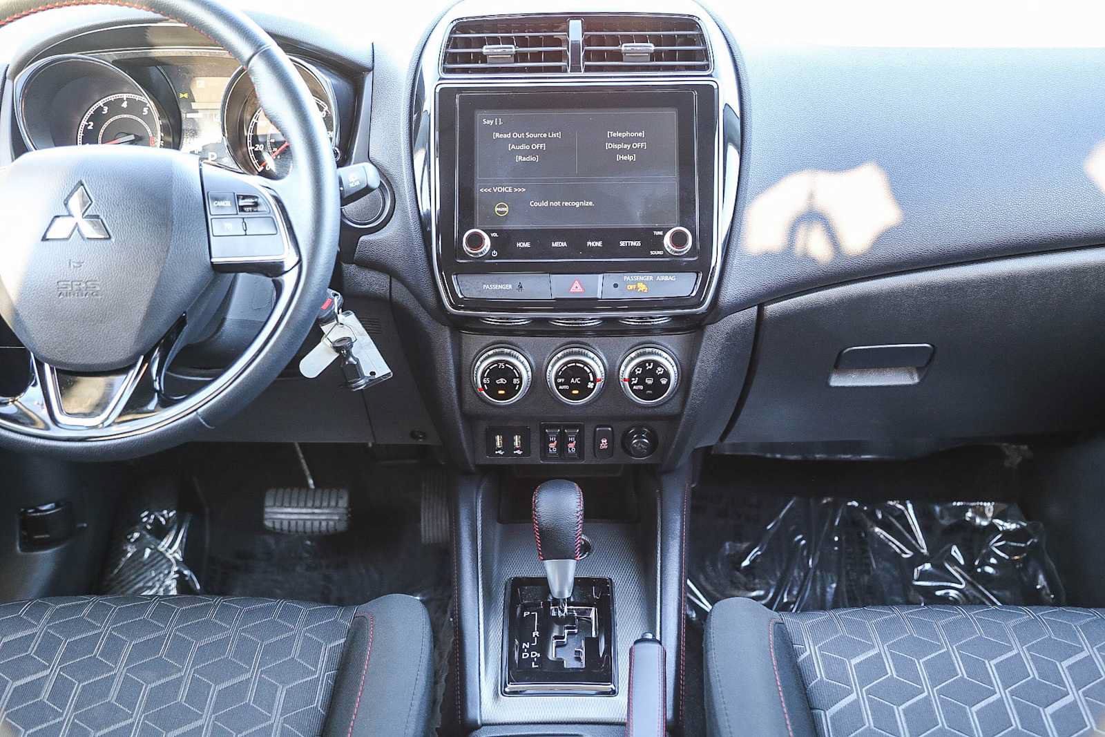 Used 2026 Mitsubishi Outlander Sport LE AWD/4WD image 13