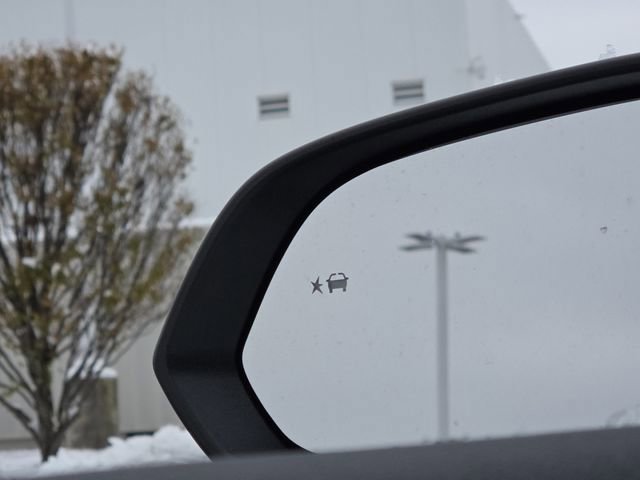 New 2026 Chevrolet Equinox EV LT image 14