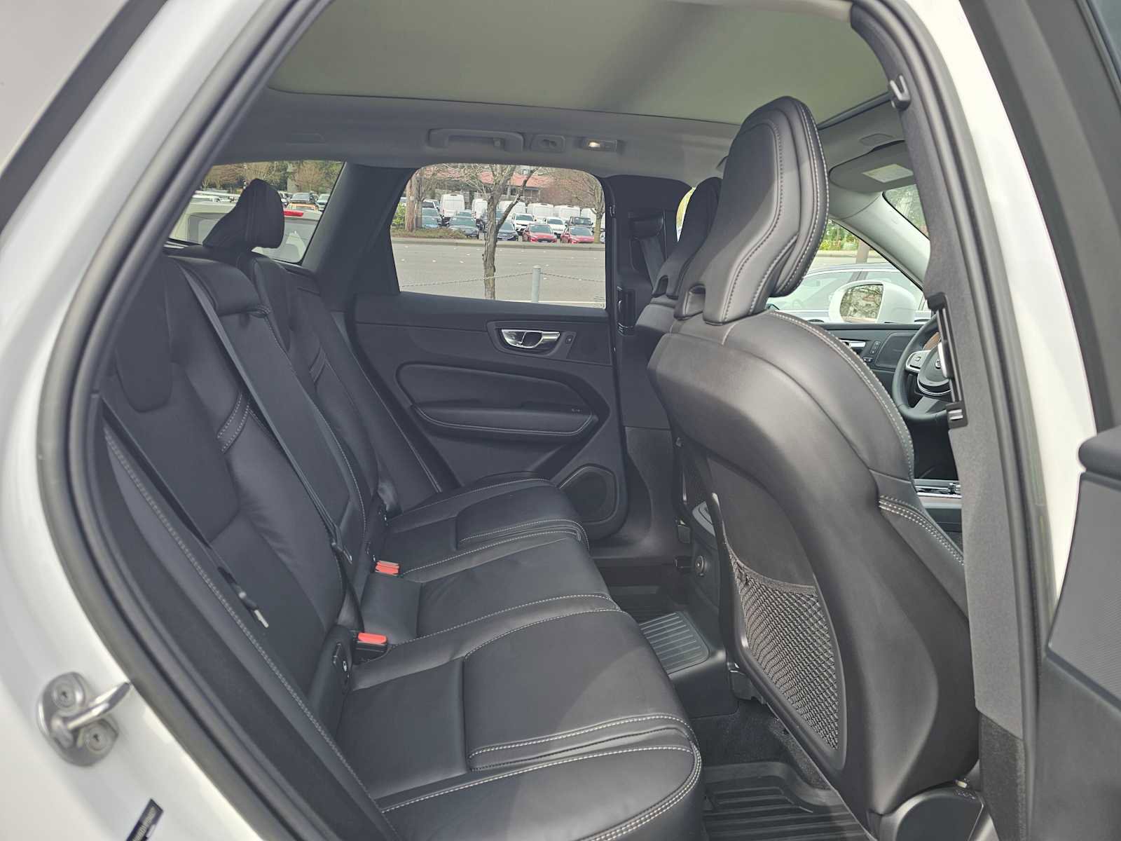Certified 2023 Volvo XC60 T8 Ultimate image 13