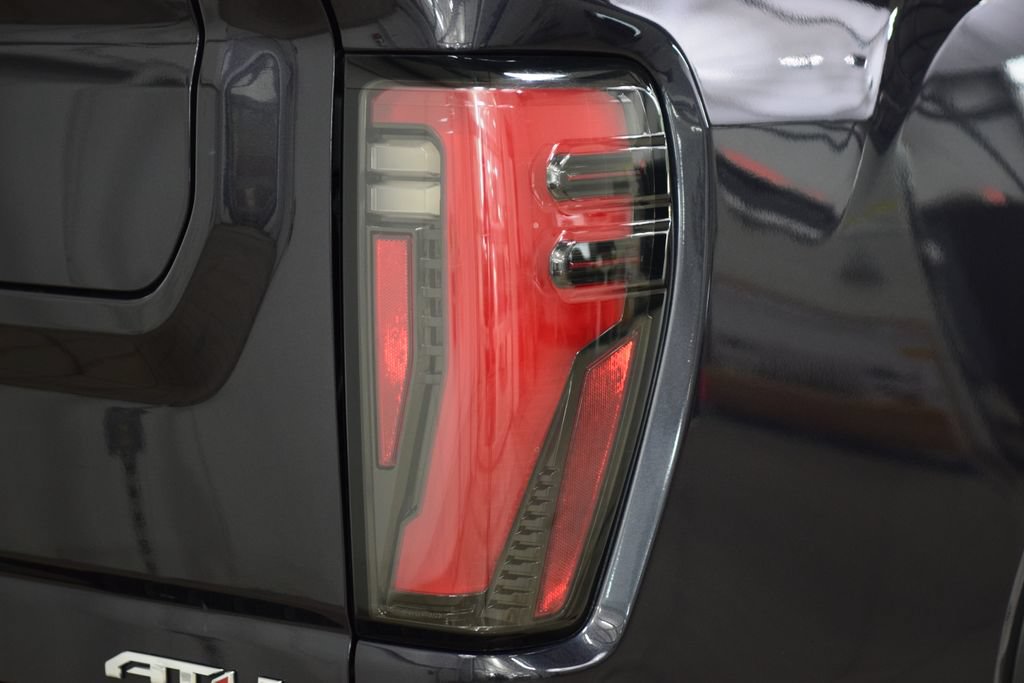 Used 2024 GMC Sierra 2500 AT4 w/ AT4 Premium Plus Package AWD/4WD image 23
