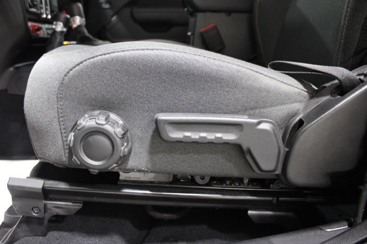 Used 2024 Jeep Wrangler Sport AWD/4WD image 19