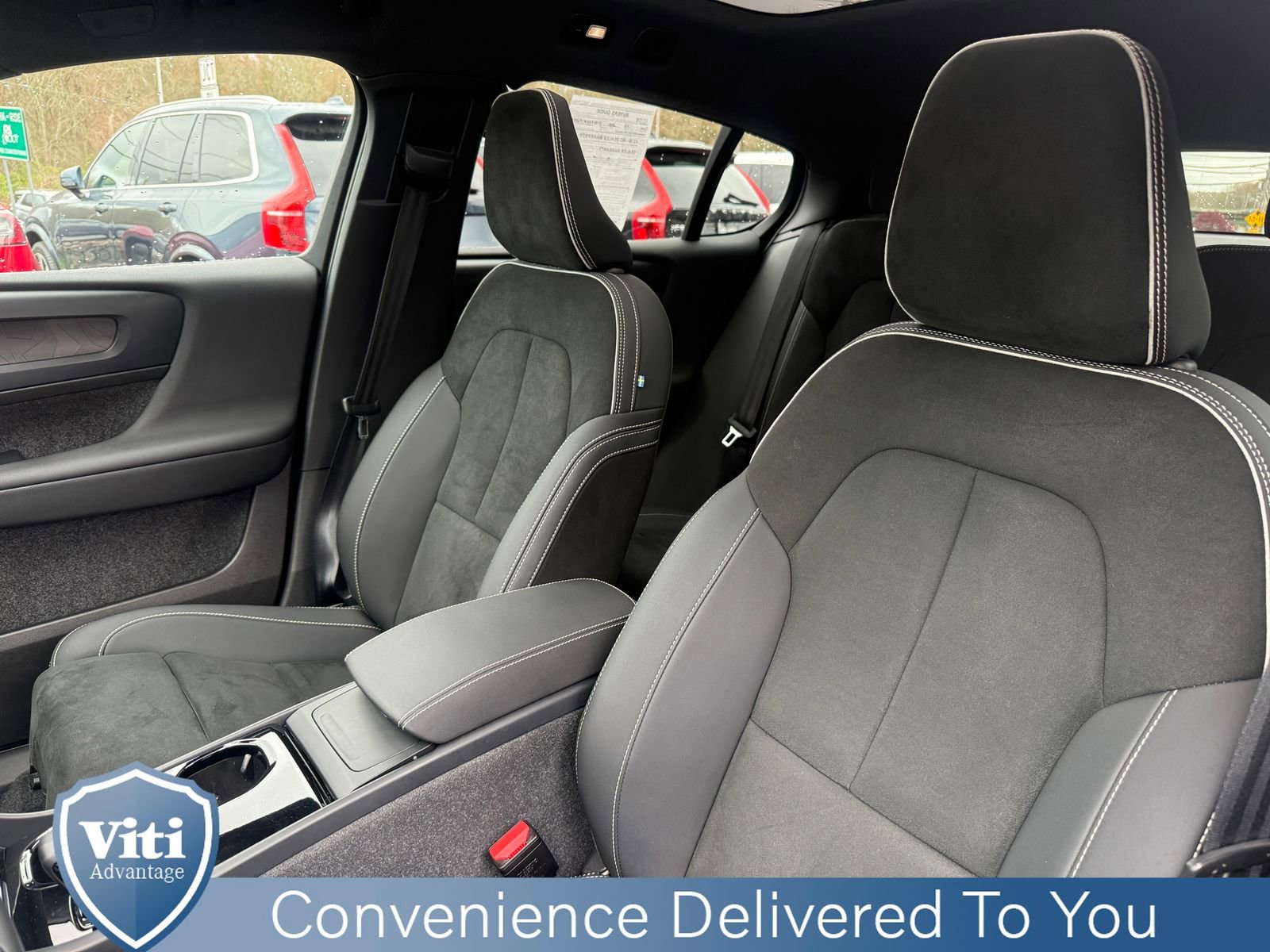 Used 2023 Volvo C40 P8 Recharge Ultimate AWD/4WD image 18