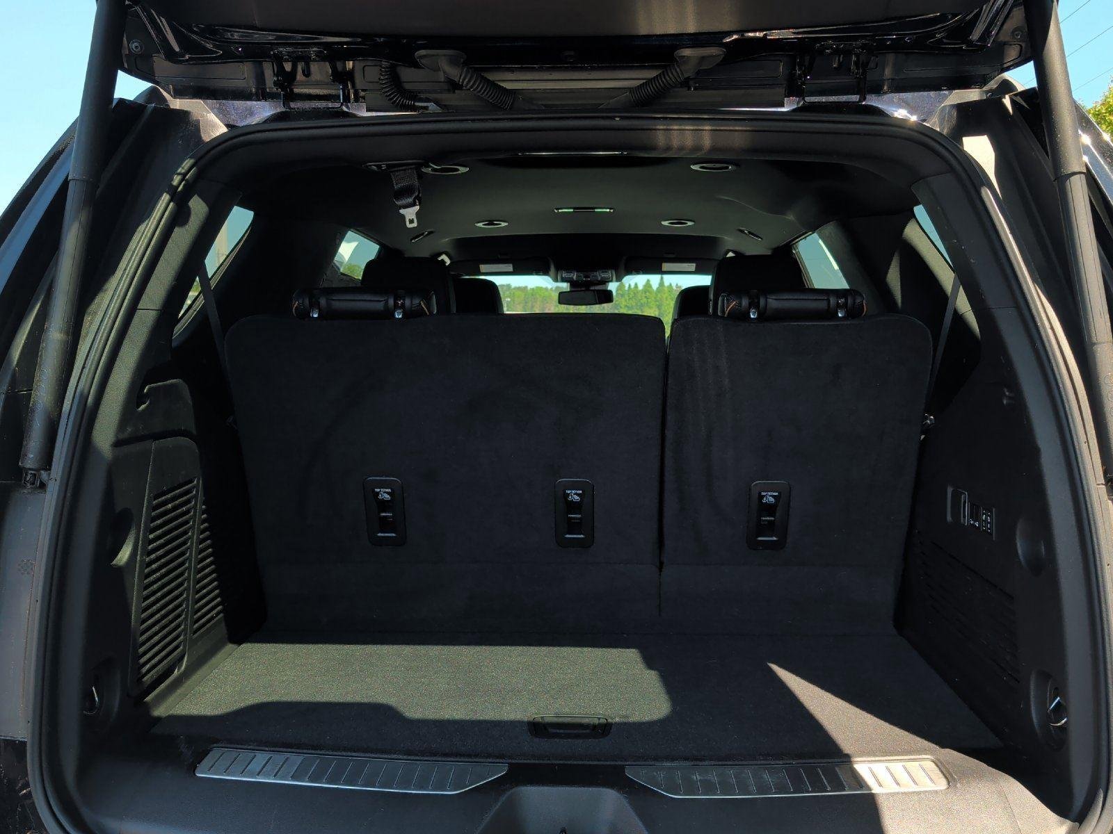 Used 2024 GMC Yukon AT4 AWD/4WD image 36