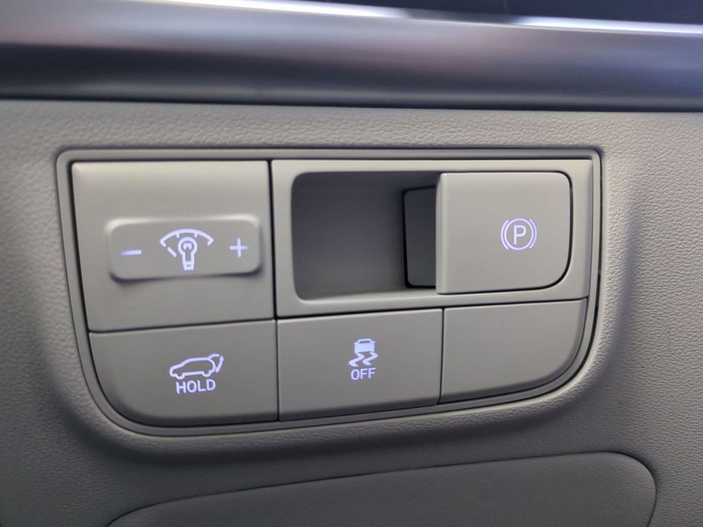 New 2026 Hyundai Tucson Limited image 30