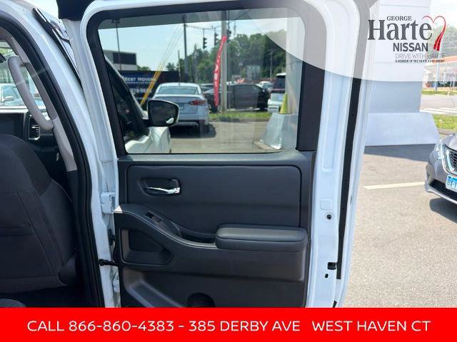 Certified 2024 Nissan Frontier SV w/ Tow Package AWD/4WD image 26
