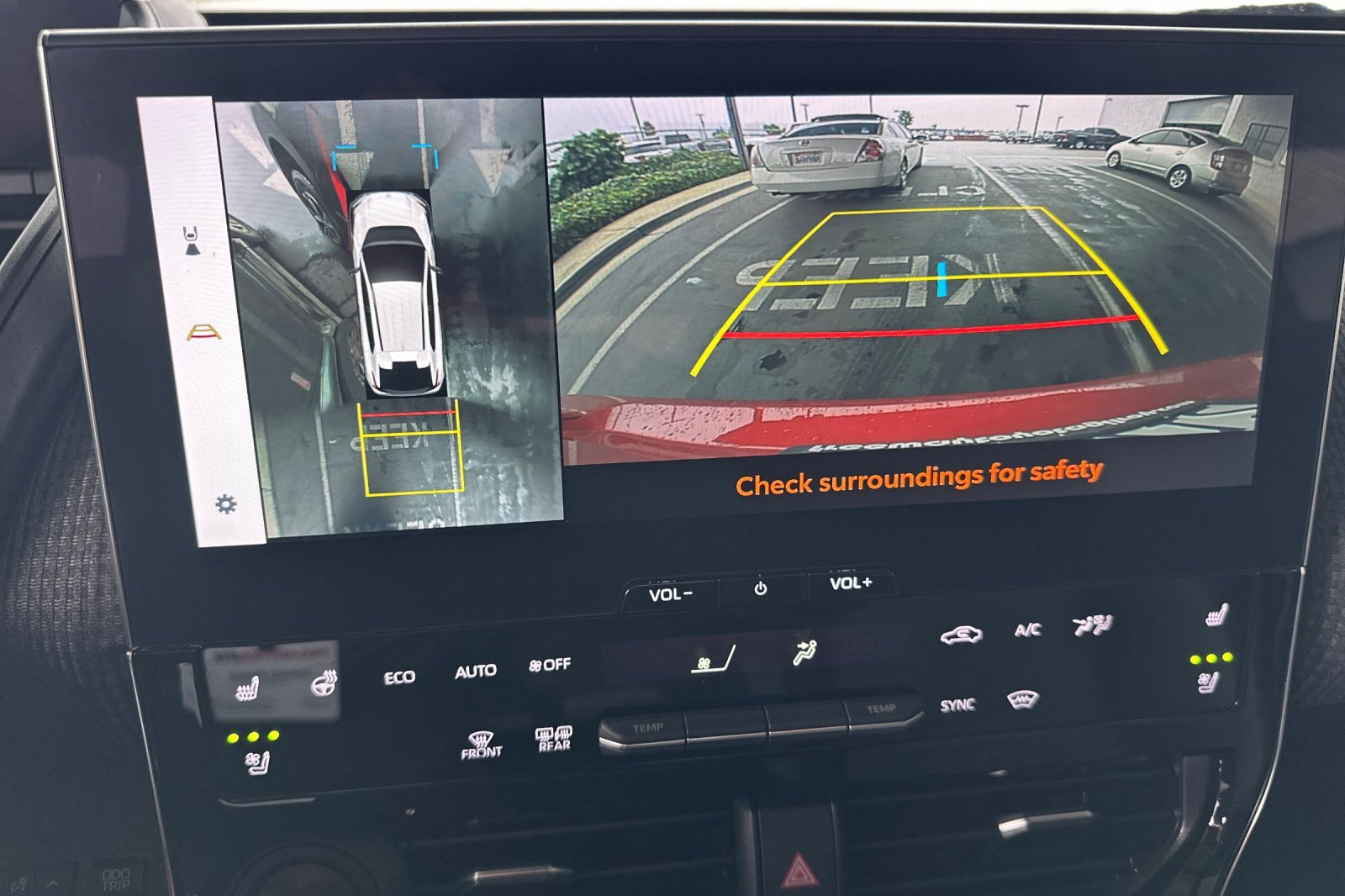 Used 2023 Toyota bZ4X Limited image 22