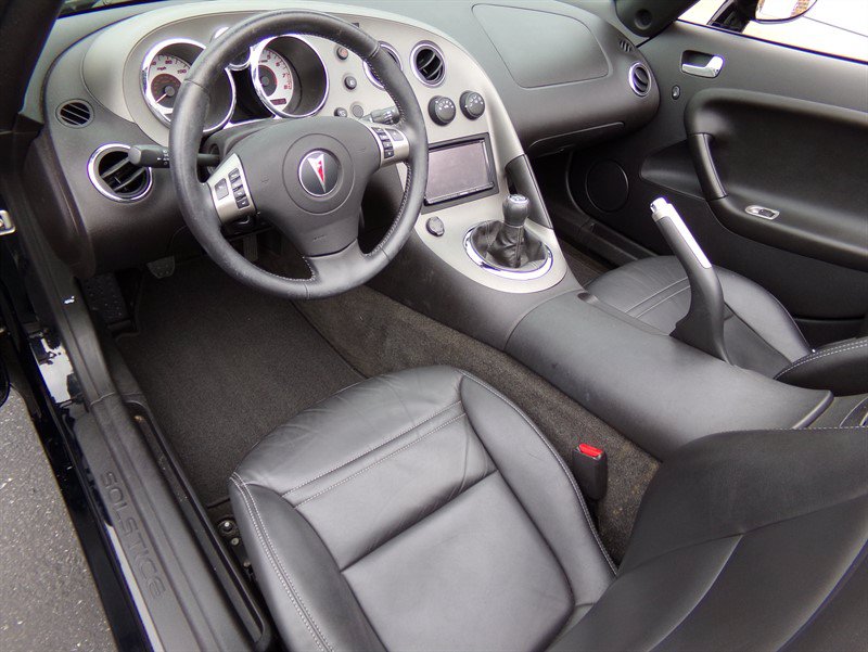Used 2007 Pontiac Solstice Convertible w/ Premium Package RWD image 29