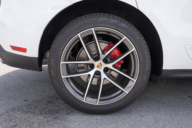 Used 2025 Porsche Macan S AWD/4WD image 10