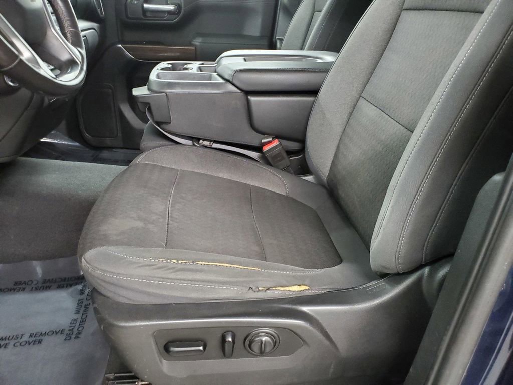 Used 2020 Chevrolet Silverado 1500 LT w/ All-Star Edition AWD/4WD image 17