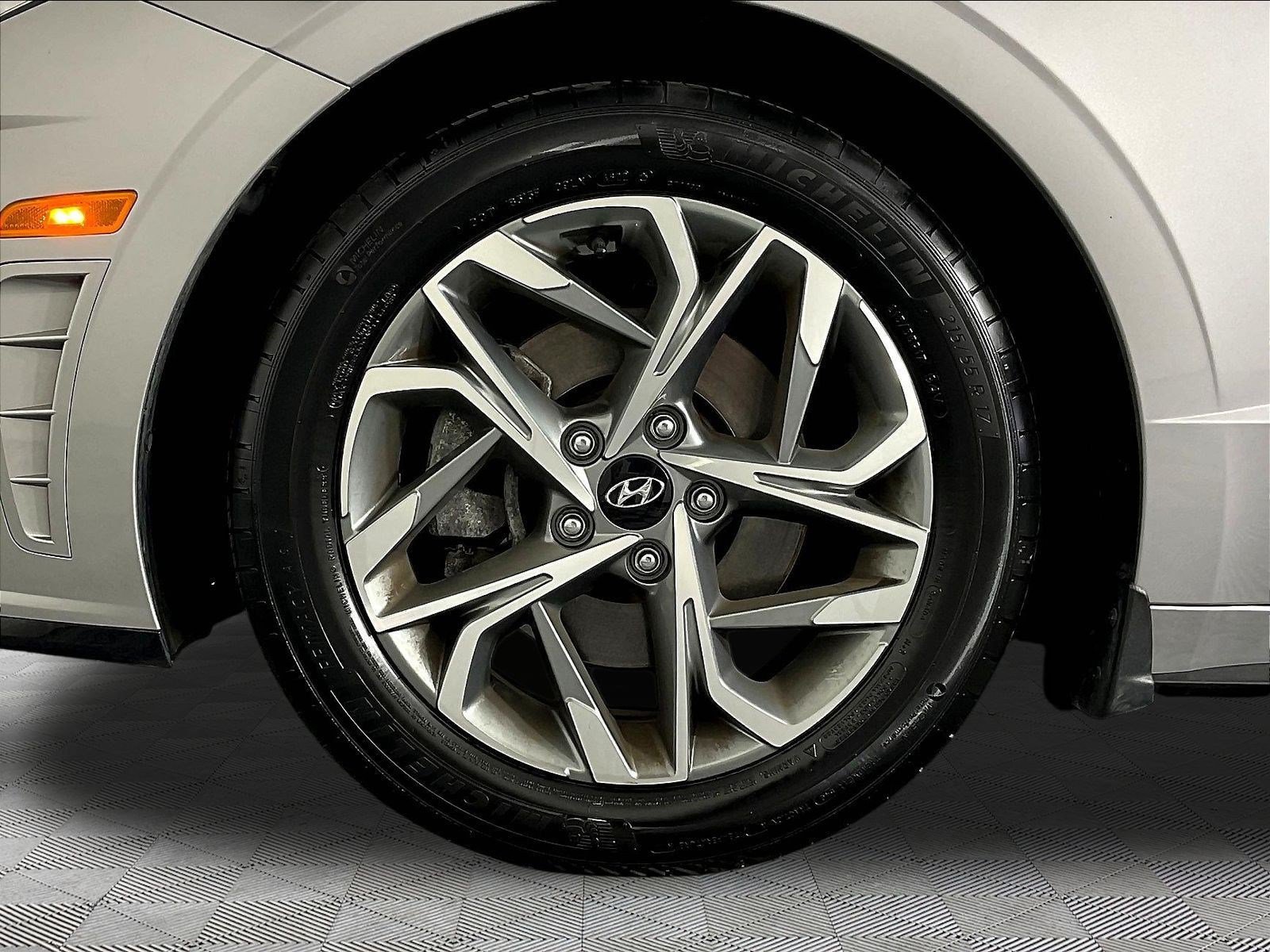 Used 2023 Hyundai Sonata SEL FWD image 32