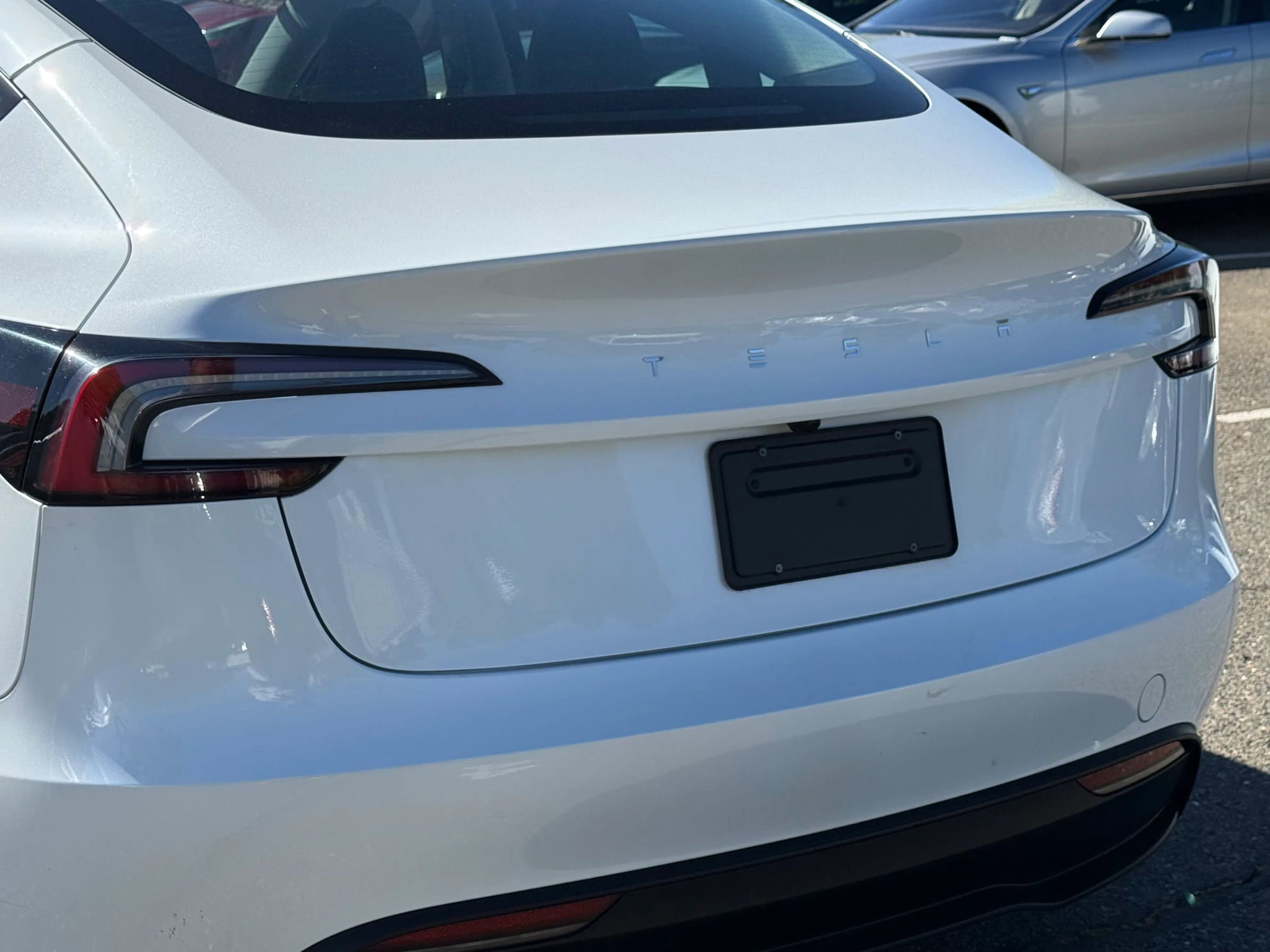 Used 2024 Tesla Model 3 Standard Range image 10