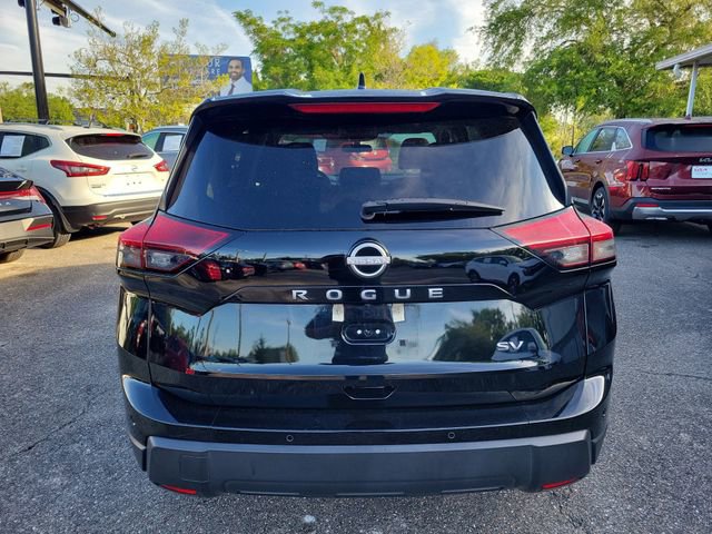 Used 2024 Nissan Rogue SV FWD image 9