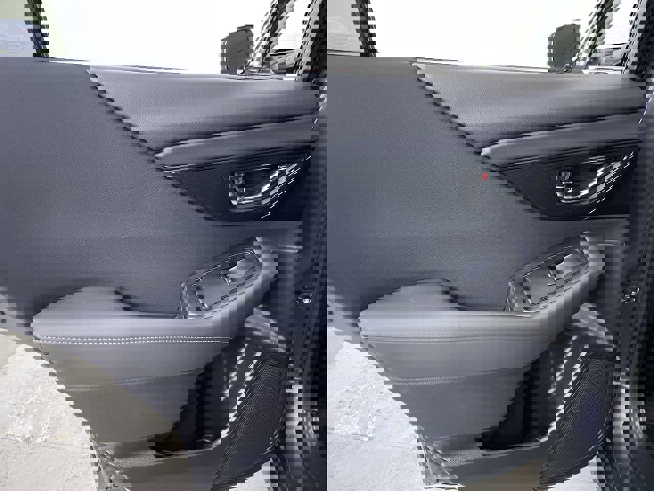 Used 2020 Subaru Outback Premium image 18