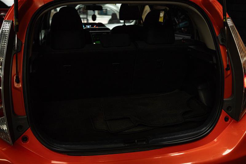 Used 2012 Toyota Prius C Two image 7