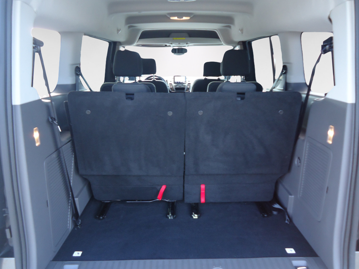 Used 2021 Ford Transit Connect XLT FWD image 11
