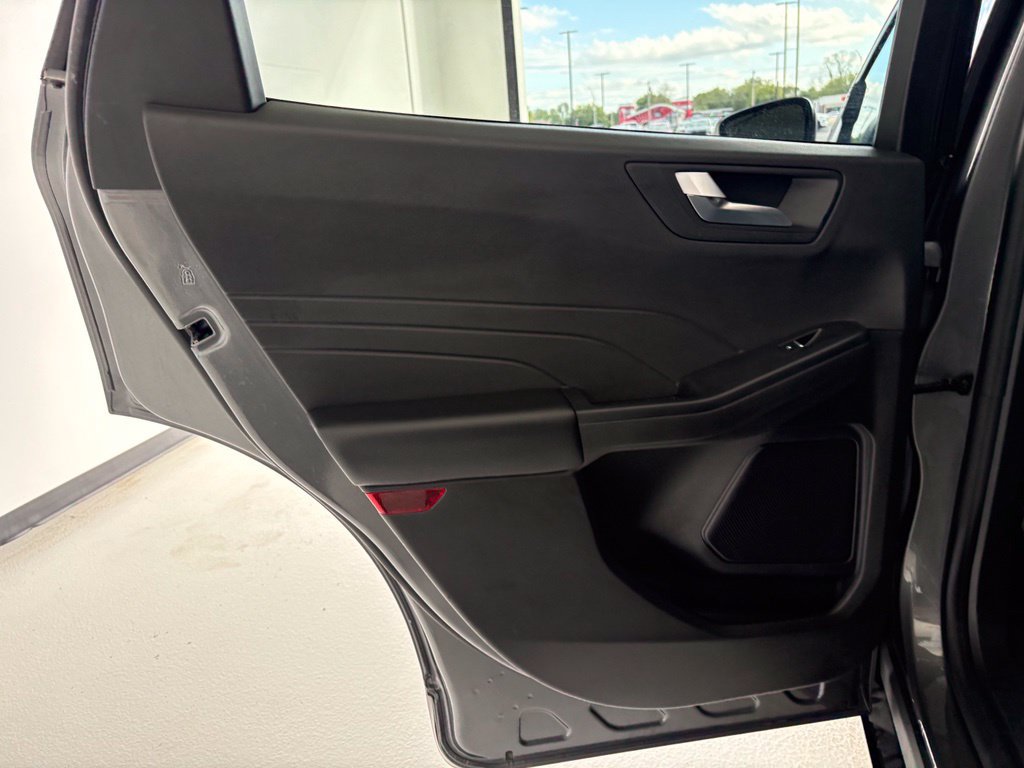 Used 2024 Ford Escape ST-Line AWD/4WD image 31