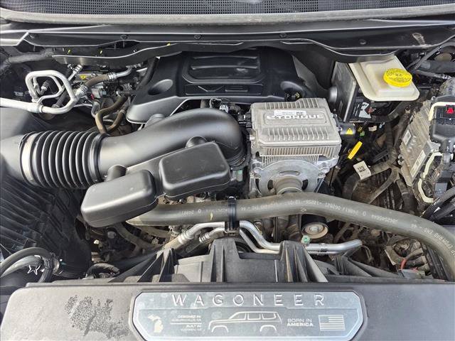 Used 2022 Jeep Wagoneer Series III w/ Premium Group I AWD/4WD image 25