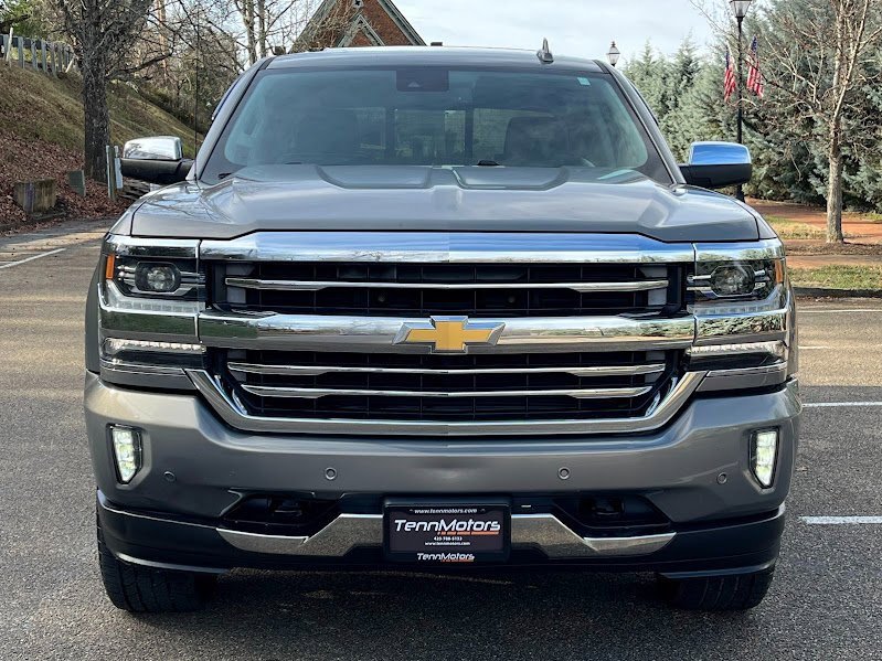Used 2017 Chevrolet Silverado 1500 High Country image 29