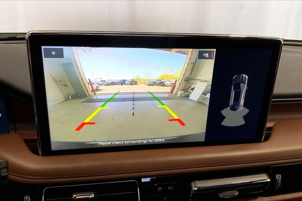 Used 2023 Lincoln Nautilus Reserve w/ Monochromatic Package image 24