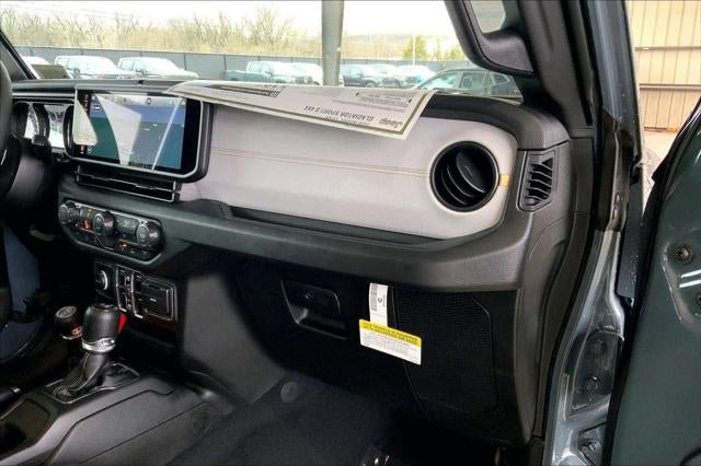 New 2026 Jeep Gladiator Sport AWD/4WD image 52
