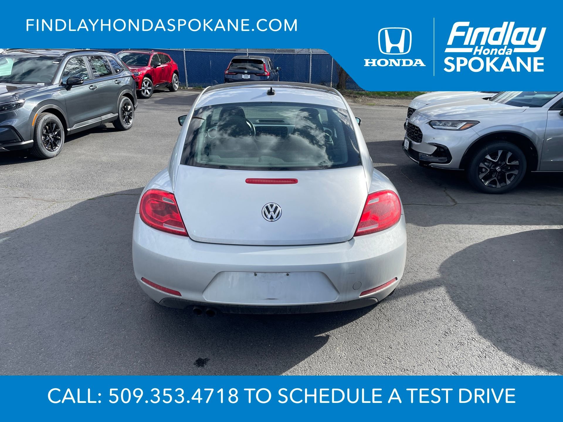 Used 2015 Volkswagen Beetle 1.8T FWD image 3