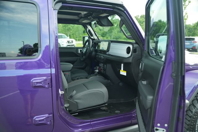 New 2026 Jeep Gladiator Mojave AWD/4WD image 16