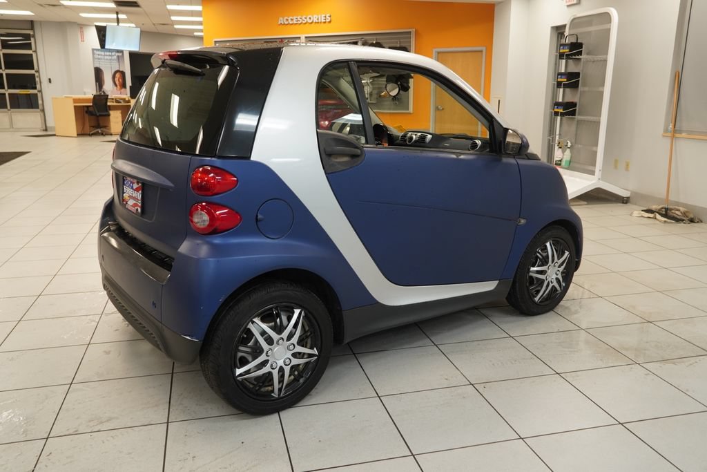 Used 2015 smart fortwo pure RWD image 10