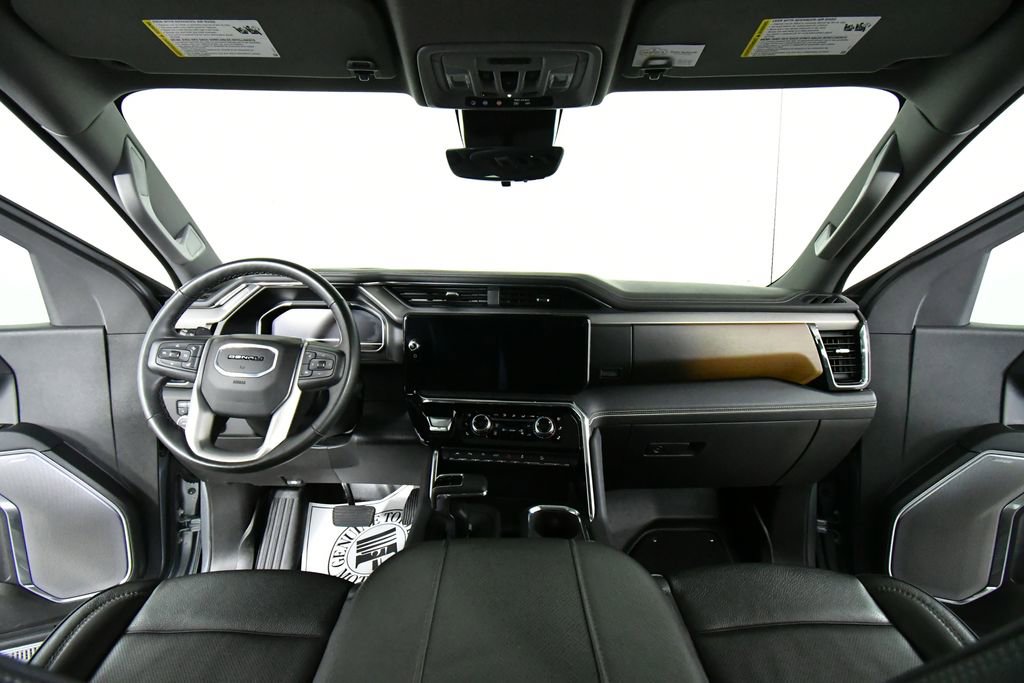 Used 2025 GMC Sierra 1500 Denali w/ Technology Package AWD/4WD image 19