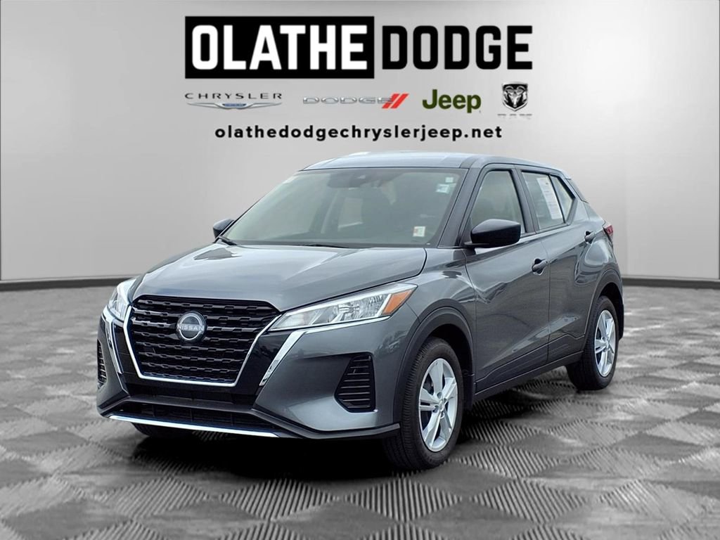 Used 2025 Nissan Kicks Play S FWD video 1