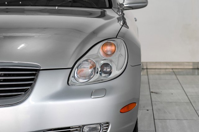 Used 2003 Lexus SC 430 Convertible image 23