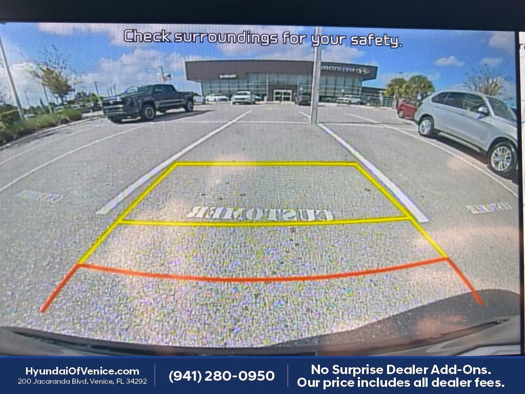 Used 2024 Kia Seltos EX AWD/4WD image 8
