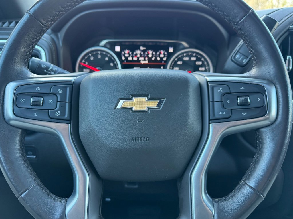 Used 2022 Chevrolet Silverado 1500 LTZ w/ LTZ Premium Package image 11
