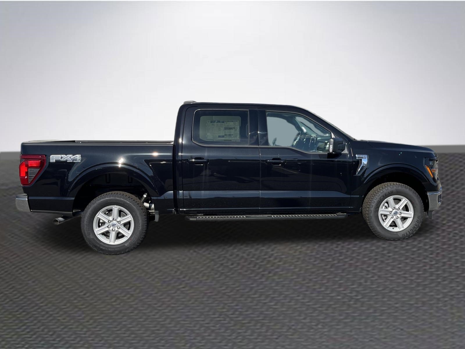 New 2026 Ford F150 XLT w/ Equipment Group 302A MID AWD/4WD image 8