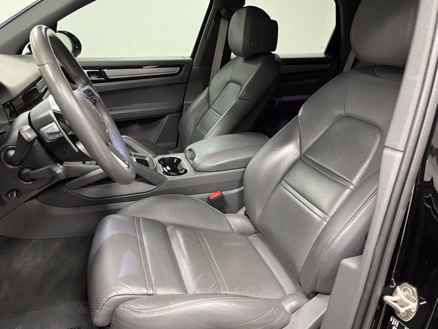 Used 2022 Porsche Cayenne Platinum Edition AWD/4WD image 39