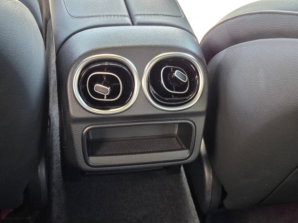Used 2025 Mercedes-Benz C 300 4MATIC Sedan image 16