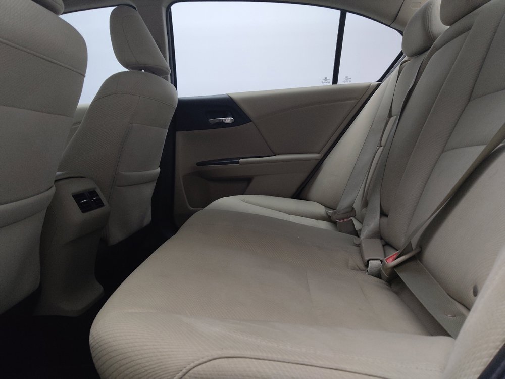 Used 2017 Honda Accord EX image 18