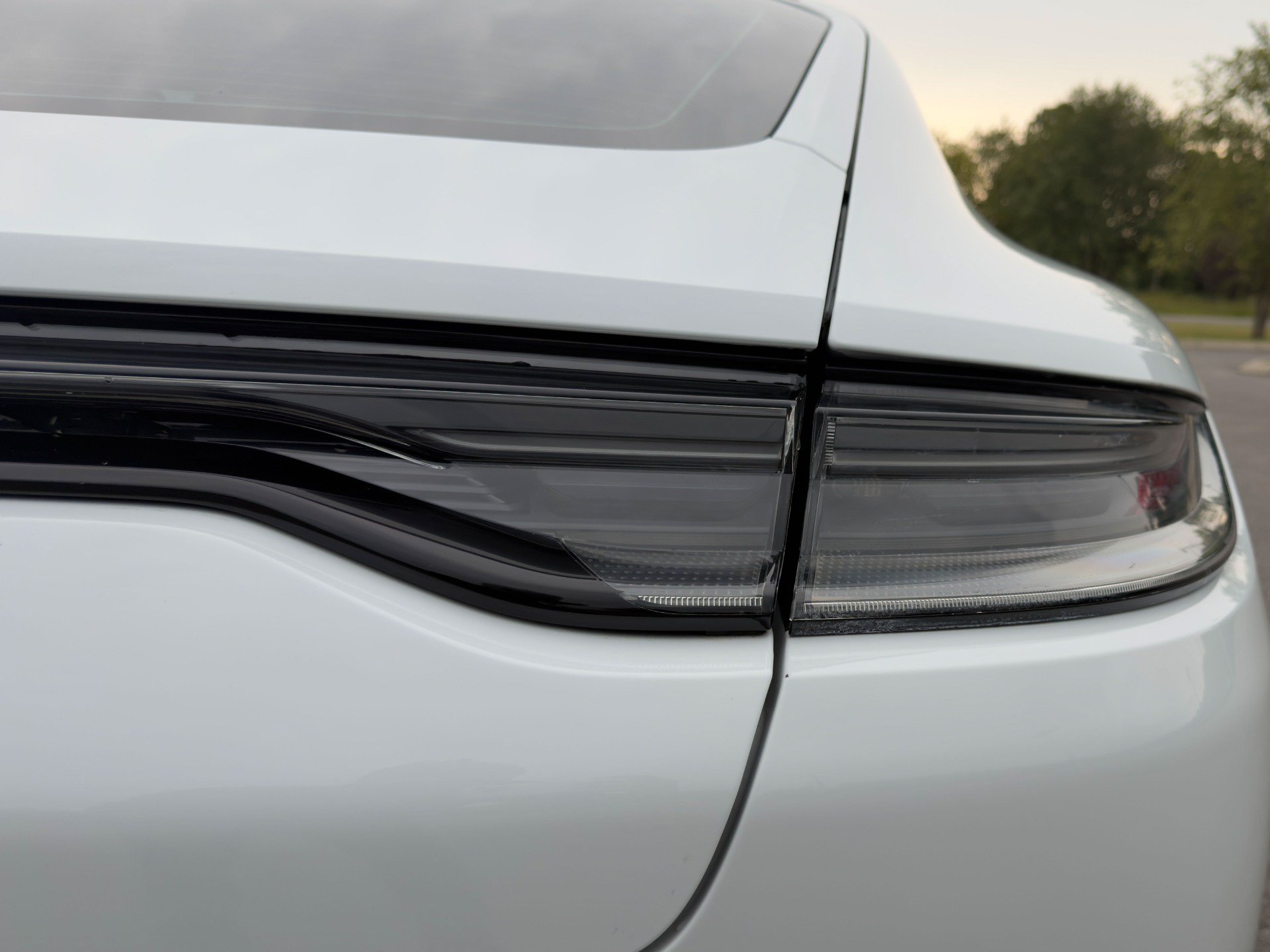 Used 2022 Porsche Panamera 4S AWD/4WD image 42
