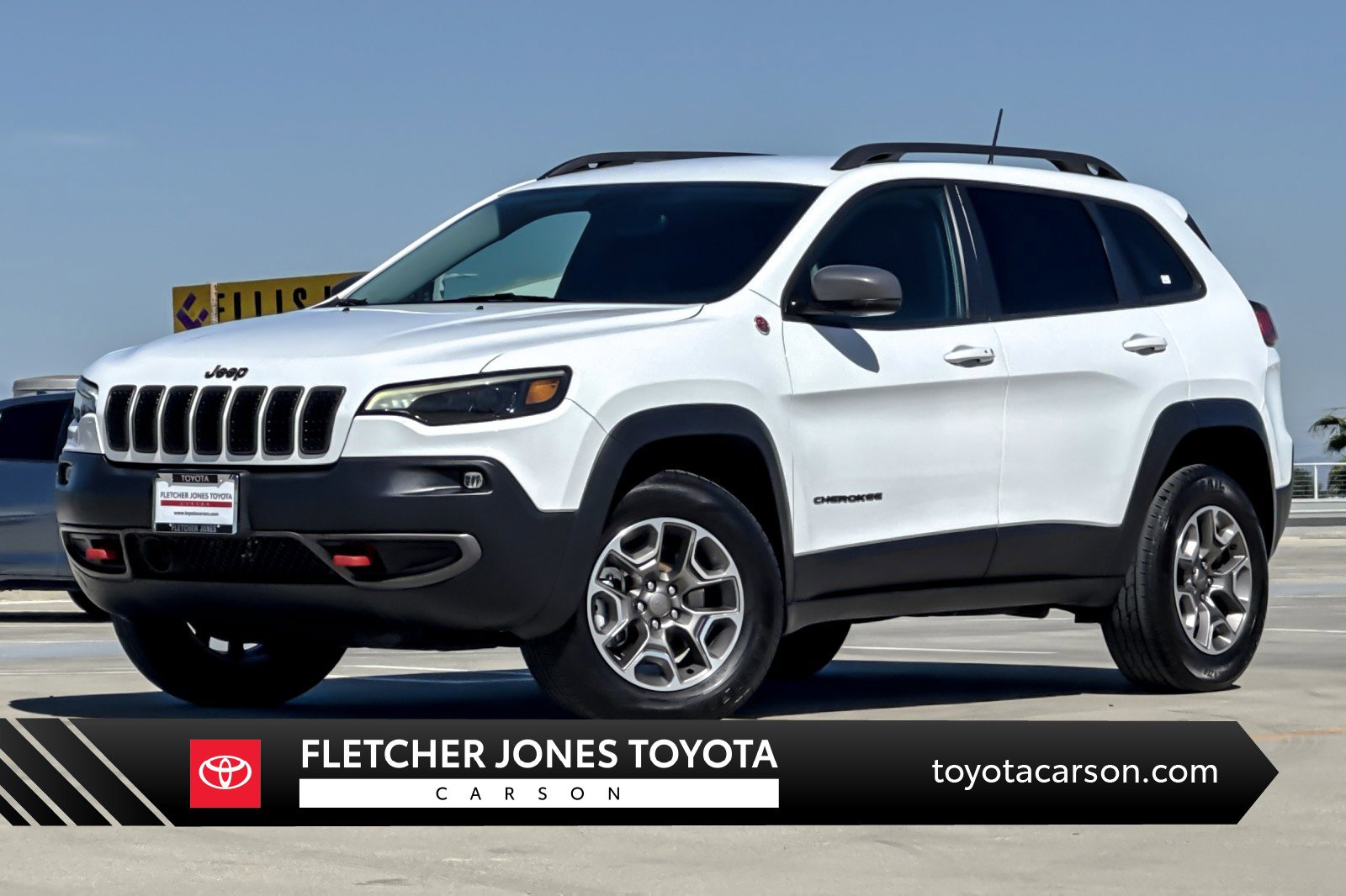 Used 2021 Jeep Cherokee Trailhawk image 1