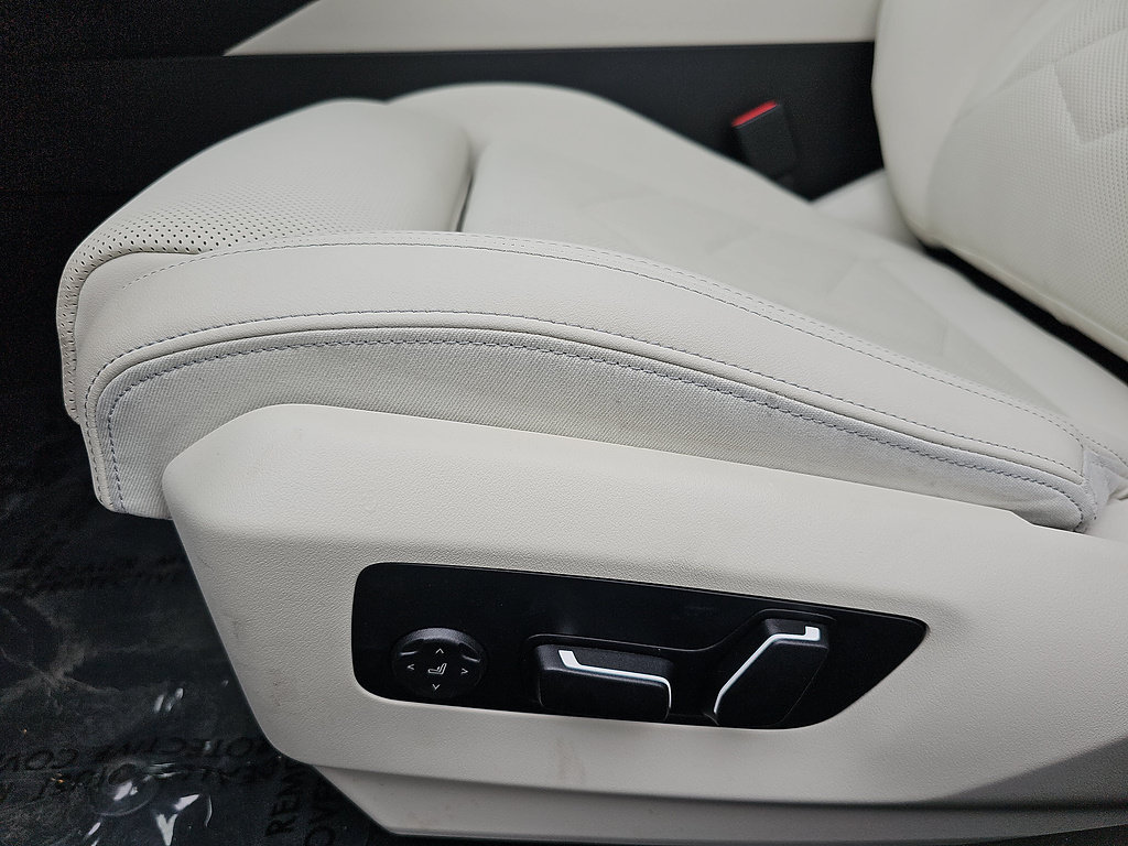 Used 2025 BMW 530i RWD image 29