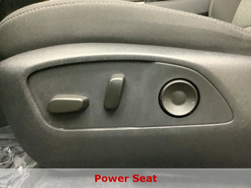 Used 2025 GMC Acadia Elevation image 15