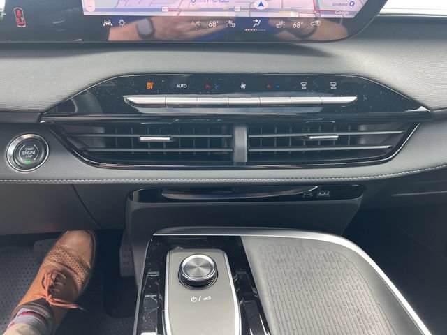 New 2026 Buick Enclave Sport Touring w/ Power Package FWD image 22