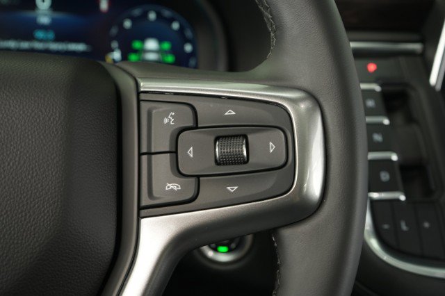 Used 2024 Chevrolet Tahoe Z71 w/ Luxury Package image 38