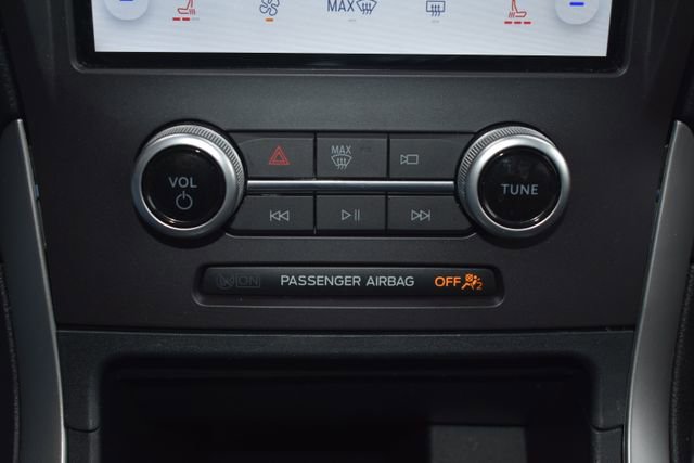 Used 2021 Ford Edge SEL w/ Cargo Accessory Package image 28