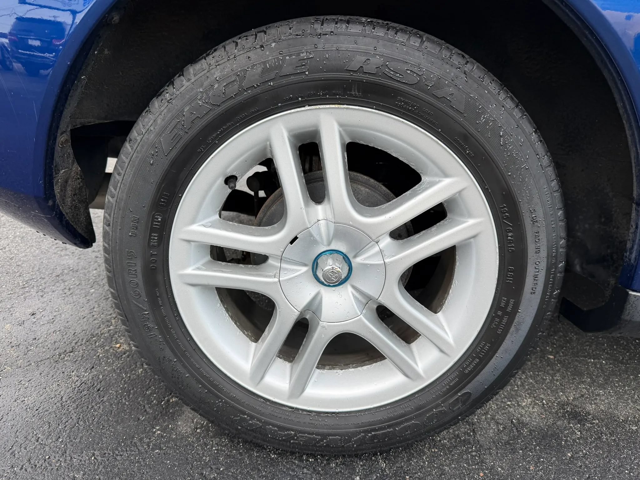 Used 2003 Toyota Celica GT FWD image 30