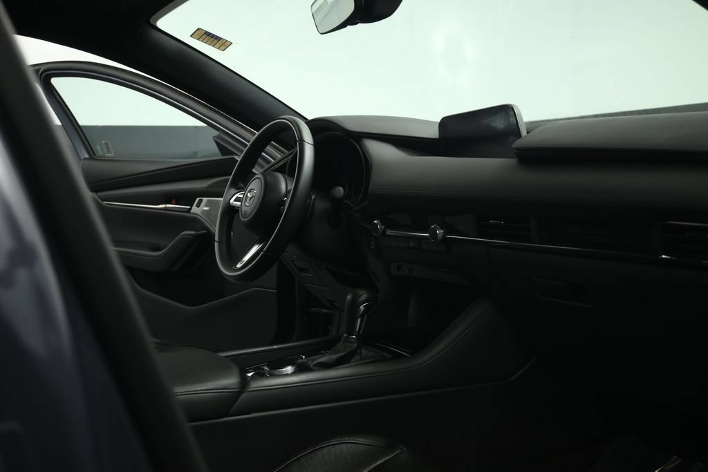 Used 2019 MAZDA MAZDA3 Hatchback w/ Premium Package FWD image 55
