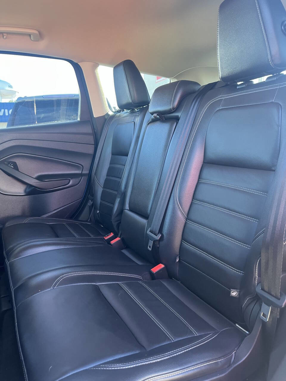 Used 2018 Ford Escape Titanium w/ Ford Safe & Smart Package image 31