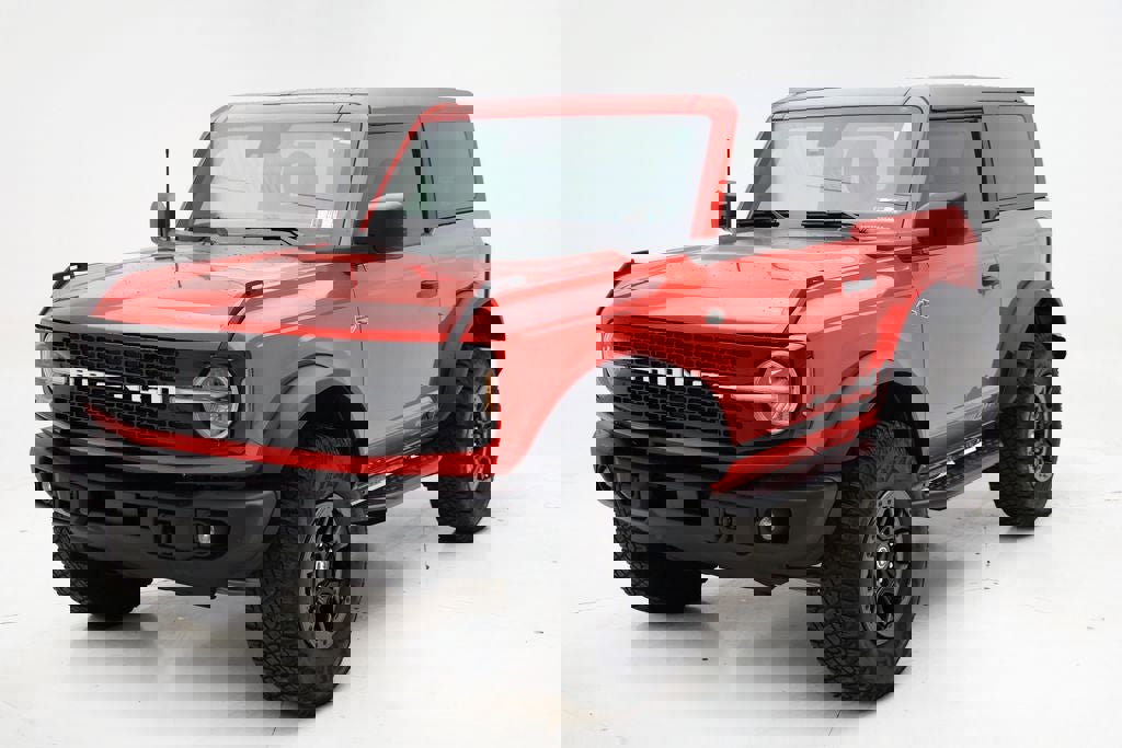 Used 2023 Ford Bronco Wildtrak video 2